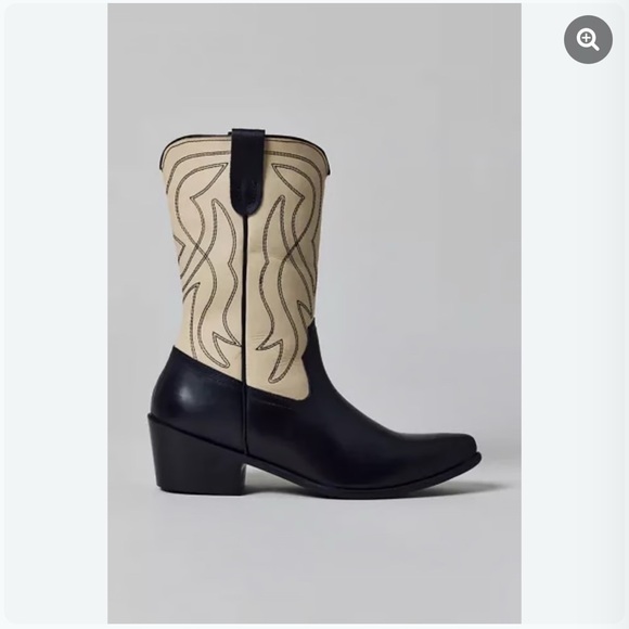 UO Leena Two-Tone Cowboy Boot black/Cream - Picture 3 of 4